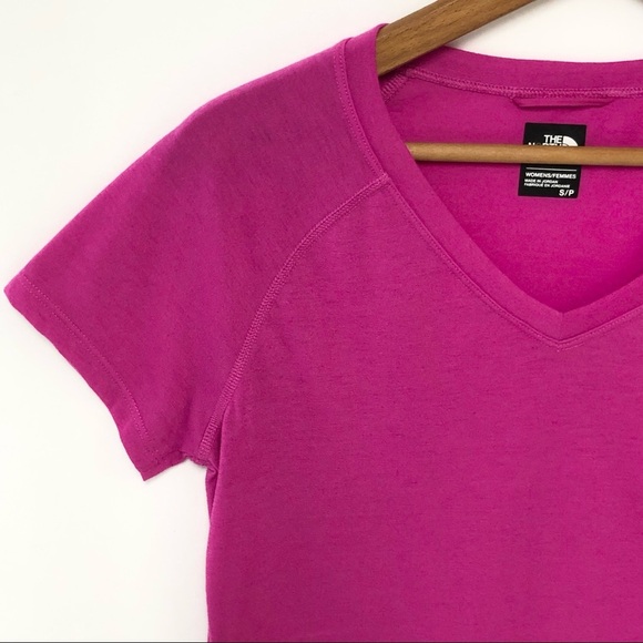 The North Face Vapor Wick V Neck Tee Sz S - Picture 4 of 10